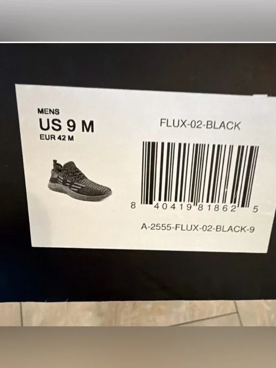 Akademiks Men’s Black Knit Sneaker with Subtle Purple Stripes - Picture 4 of 4